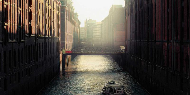 切达头设计如何优化东方脸型？方圆脸与长脸的专属轮廓重塑方案